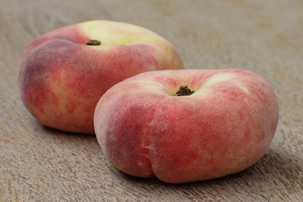 Pomi Fructiferi - Piersic - Alex - Anul 2 - 1 buc